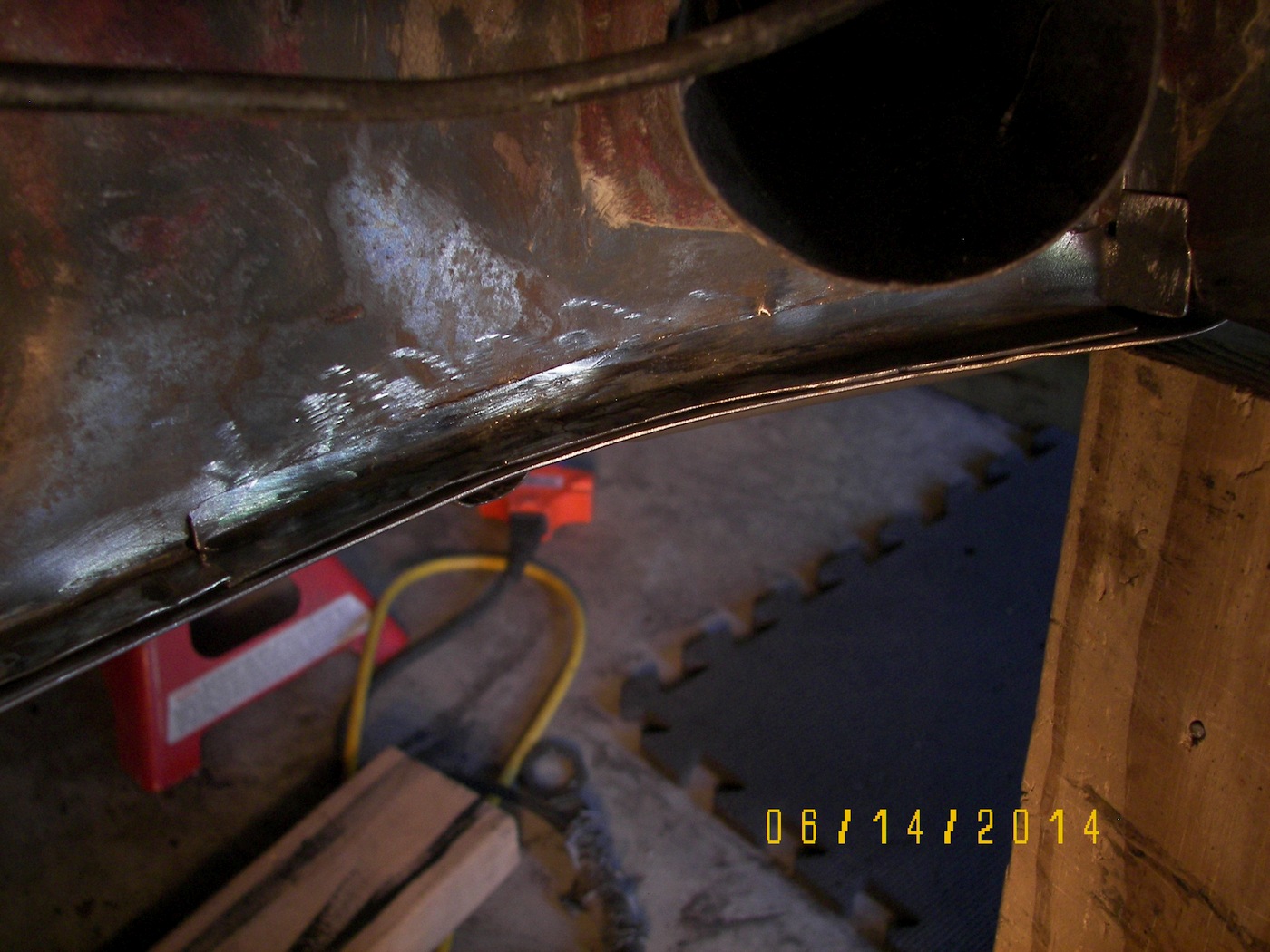 EngineCompartmentLongVentTube1