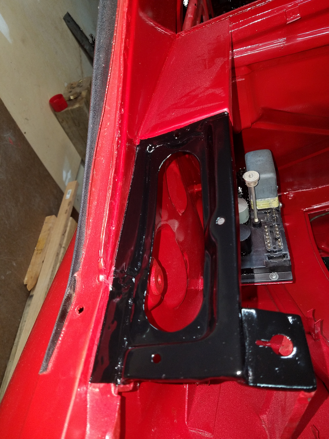 EngineVentLeftPainted