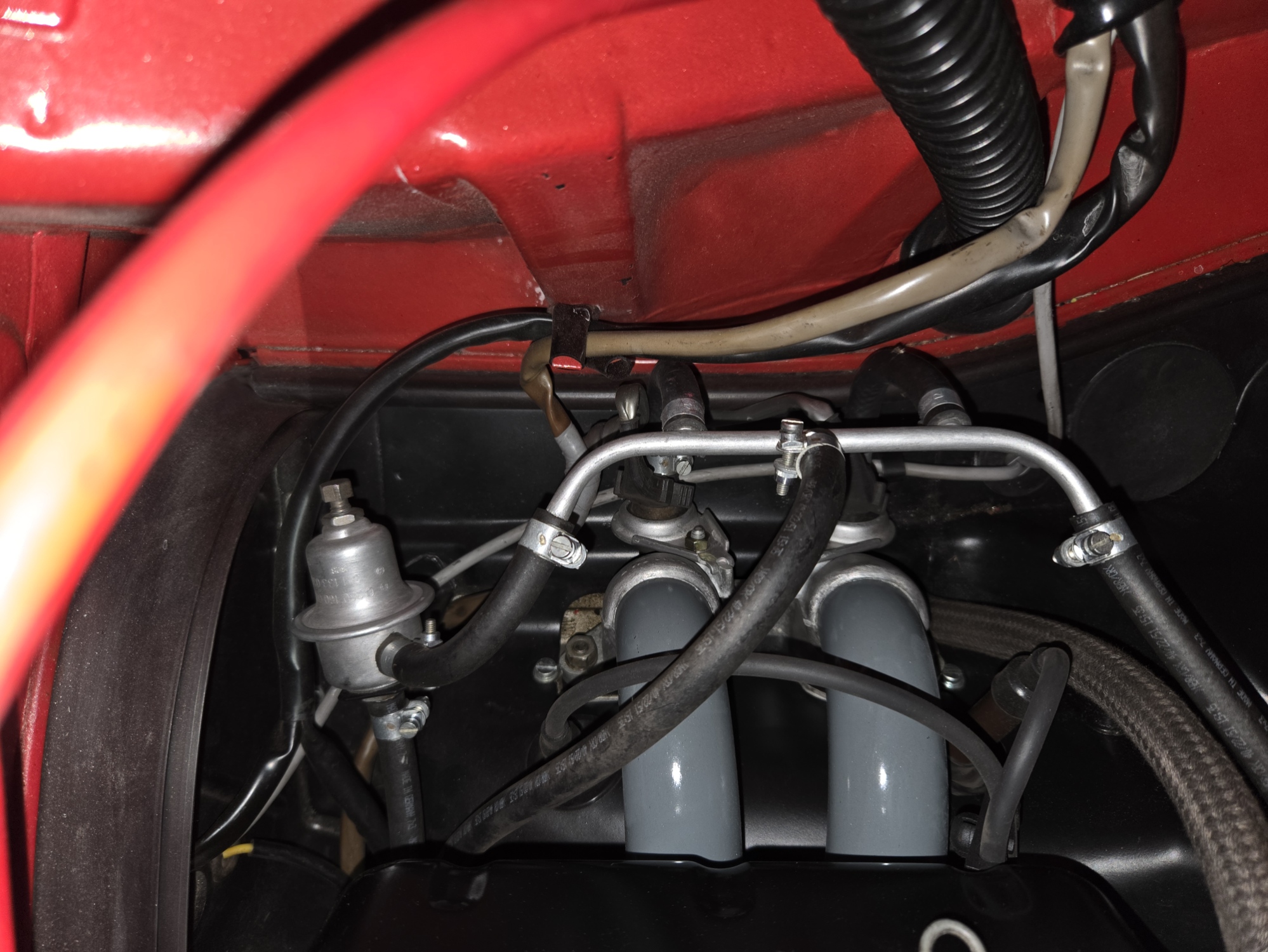 Enine-Fuel-Pressure-Regulator