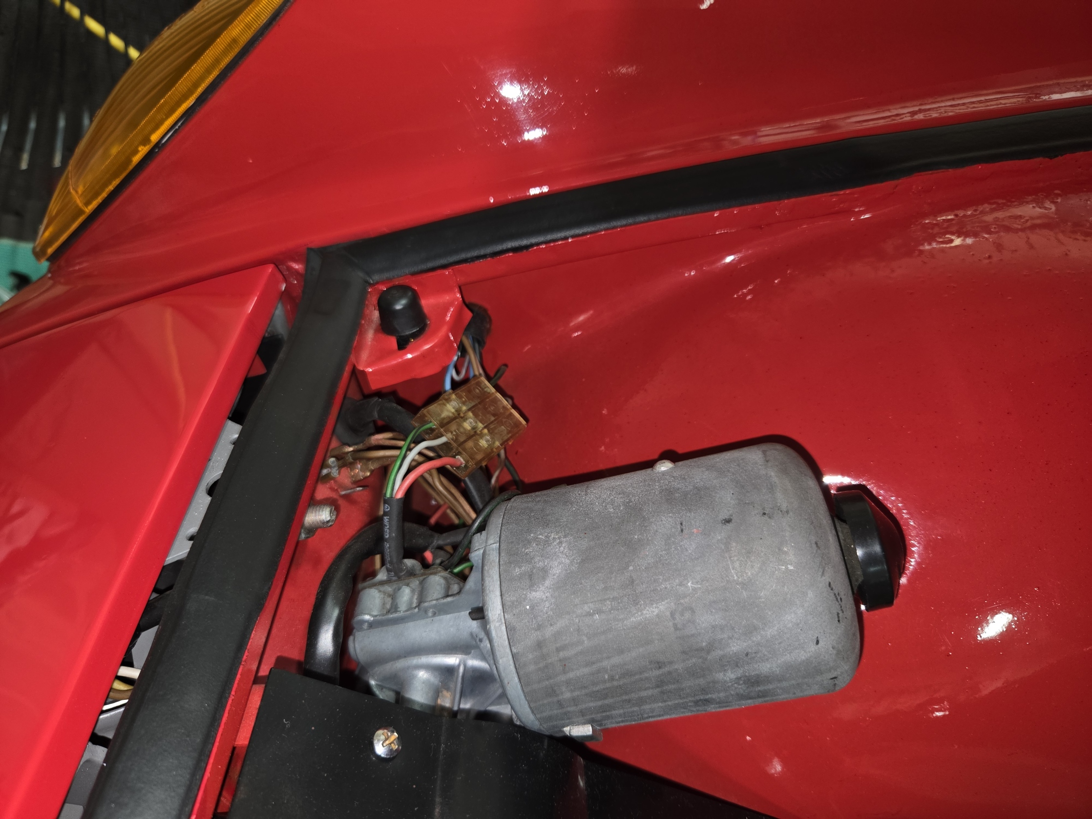 HeadlightMotor1