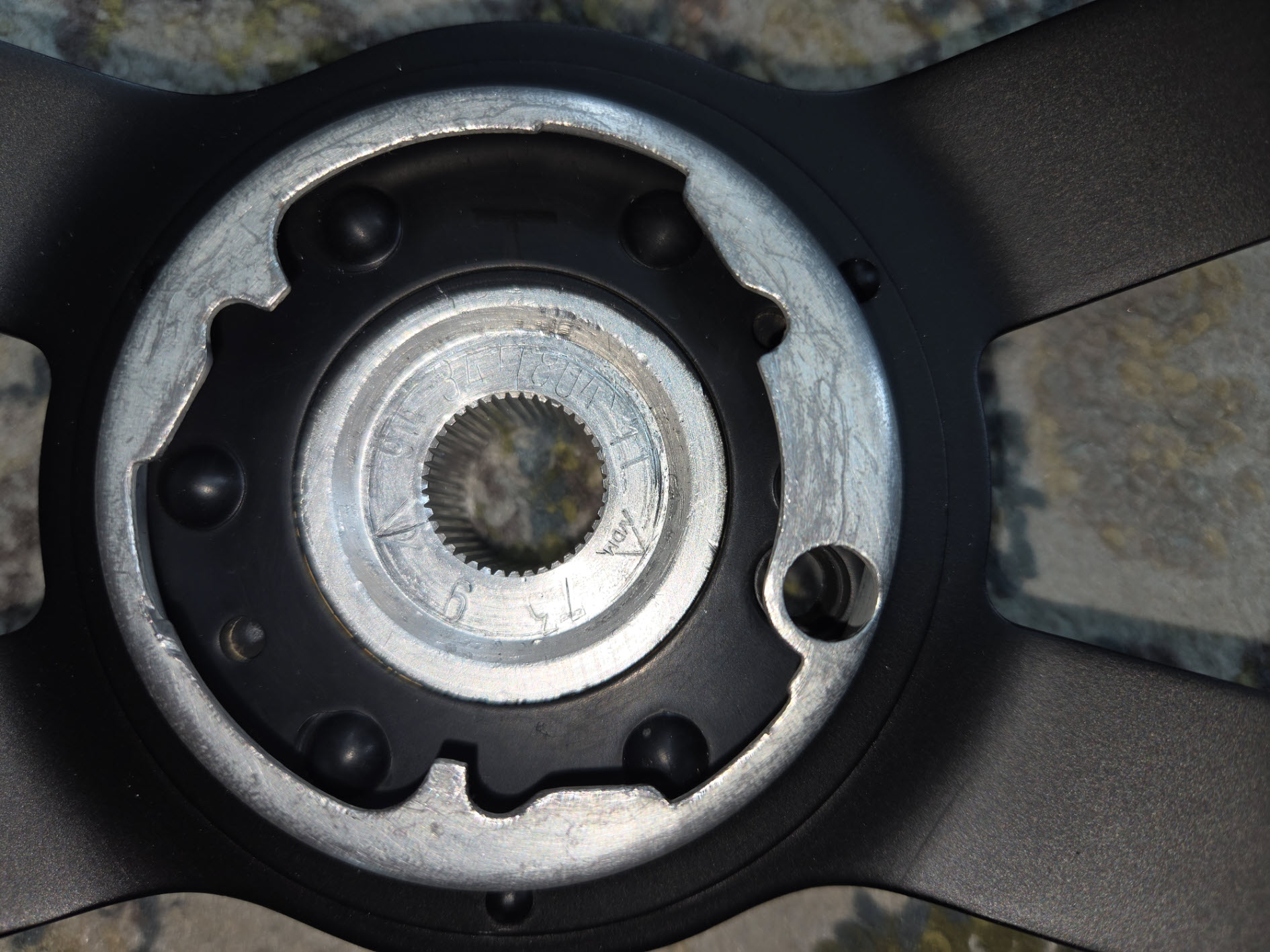 SteeringWheelPainted1